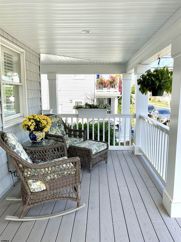9103 Amherst Ave - Photo 1