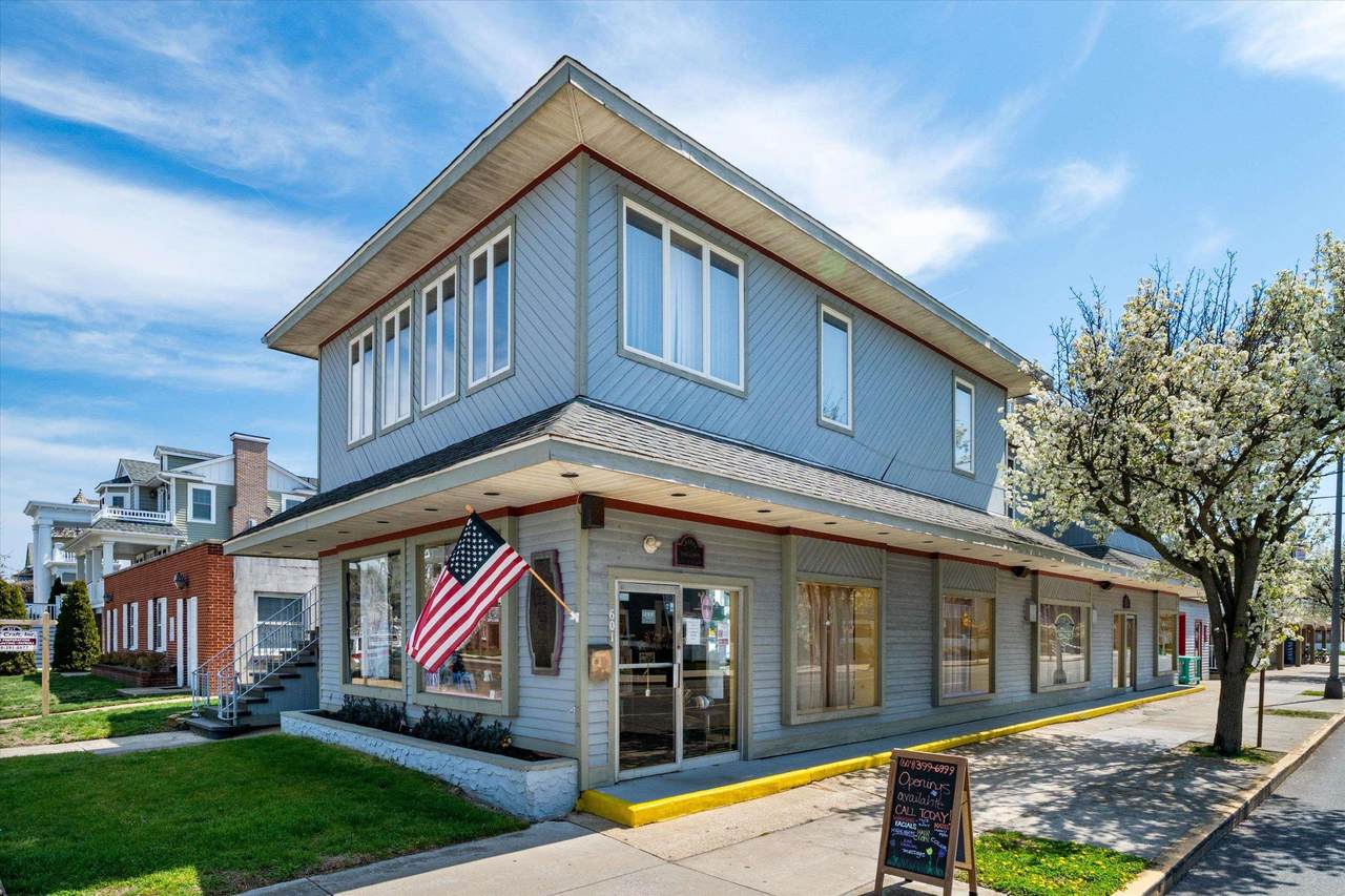 839 Wesley - Photo 1