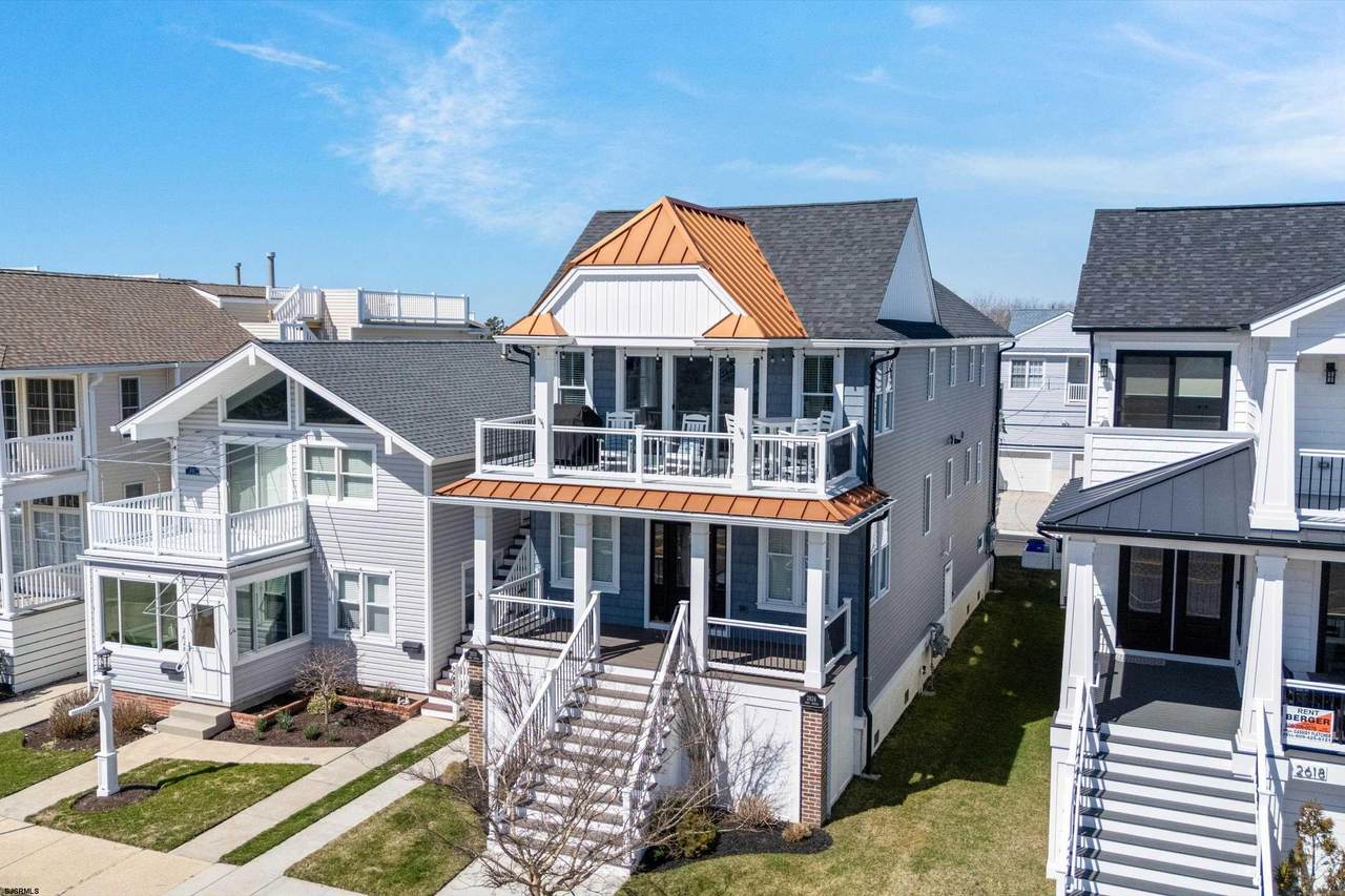 2626 West - Photo 1
