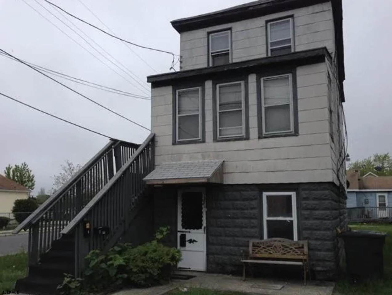 127 Edgewater - Photo 1