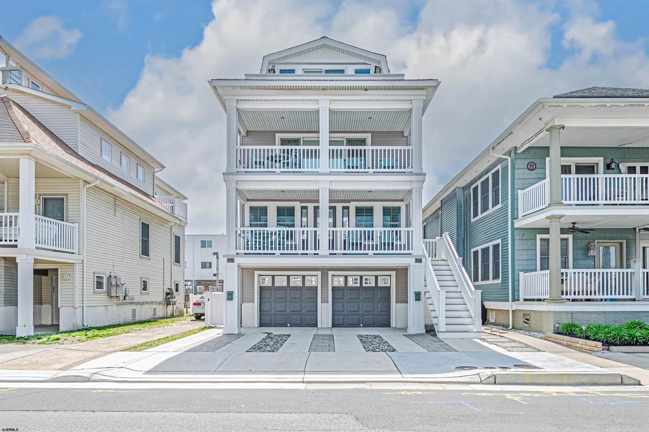 812-14 Moorlyn - Photo 1