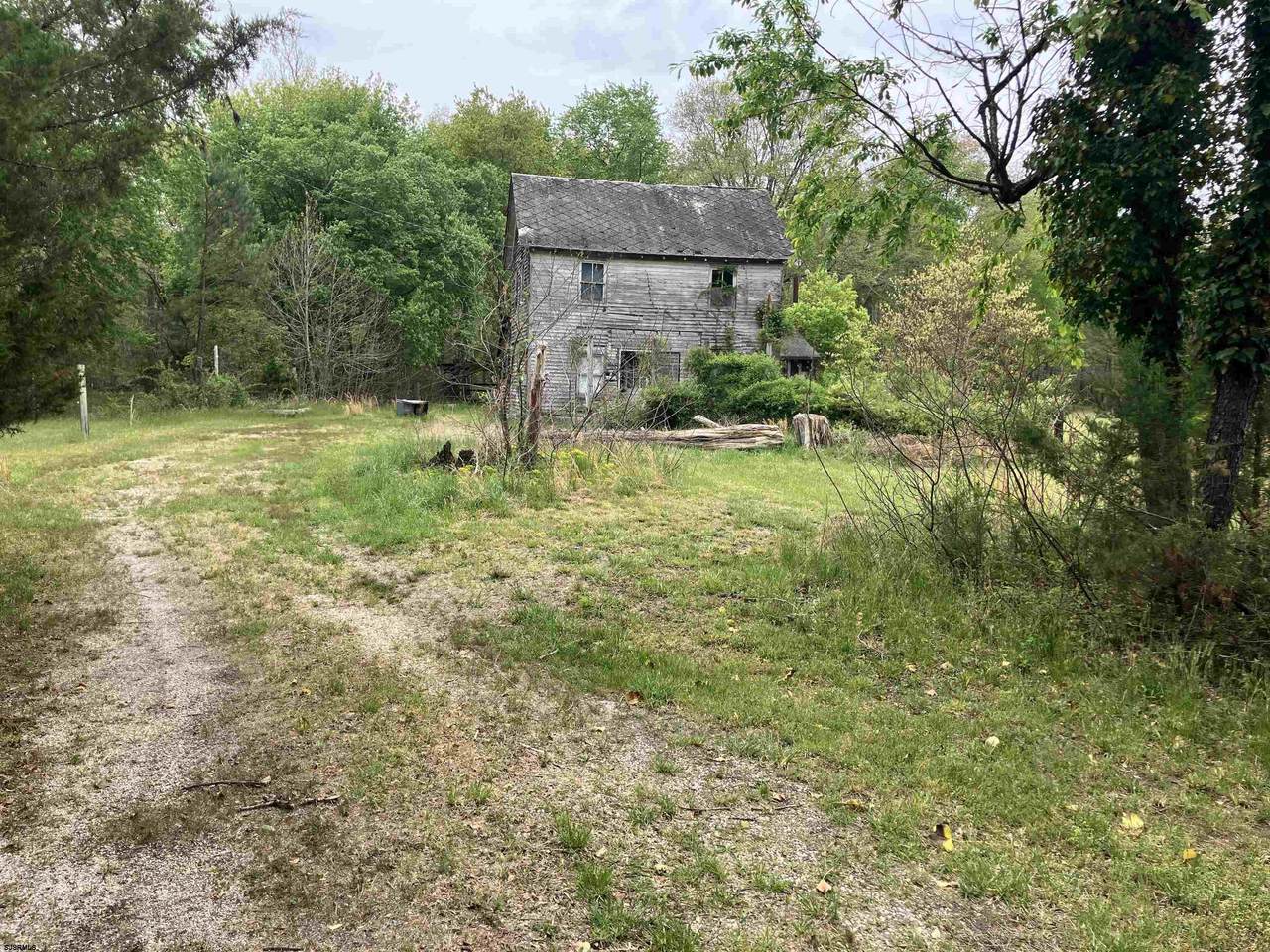 237 Calhoun - Photo 1