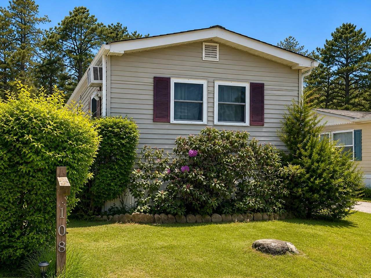 108 Oak - Photo 1