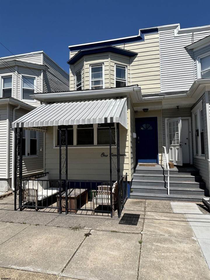 119 Newport - Photo 1