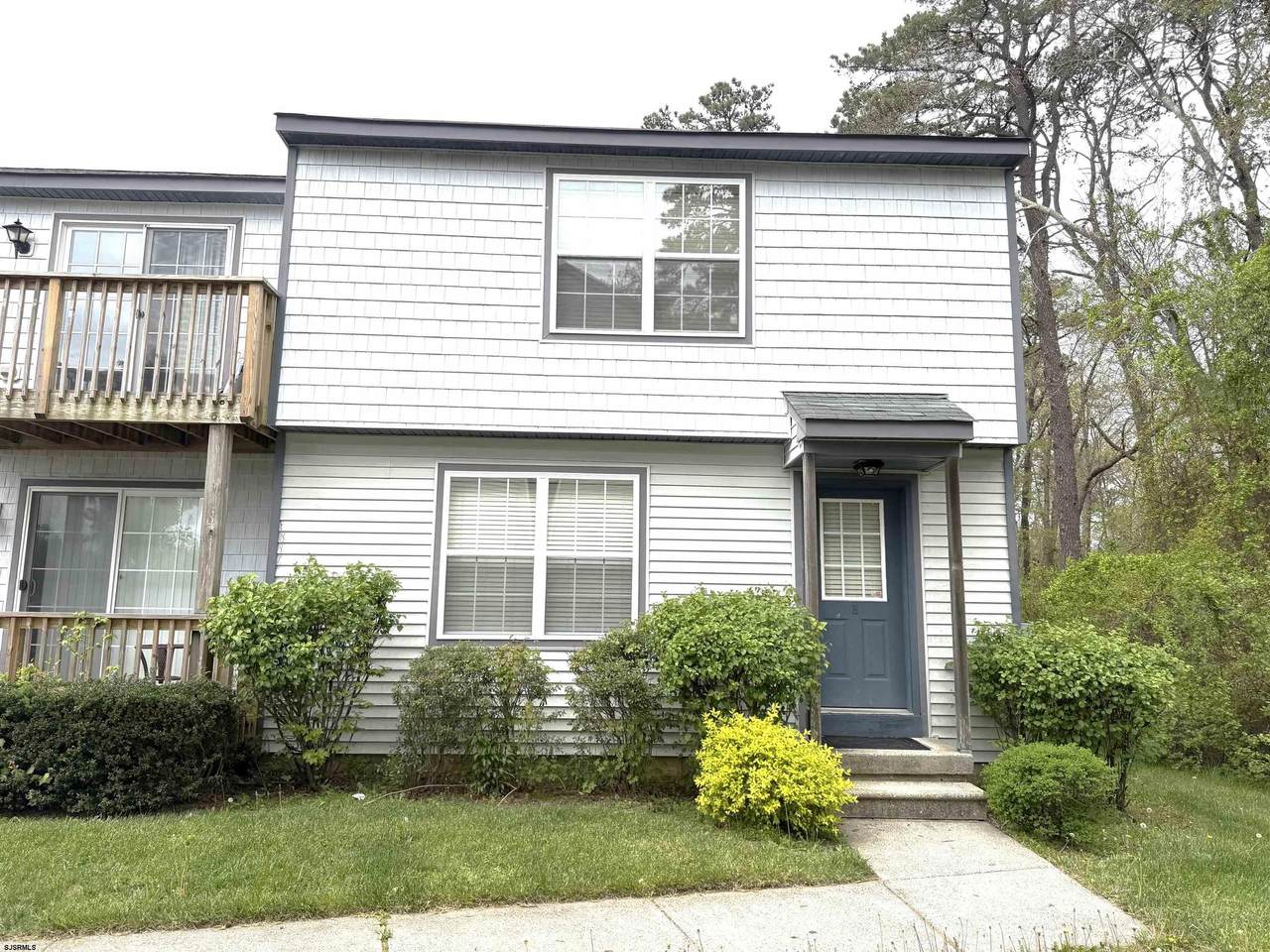 10 Oyster Bay Rd - Photo 1