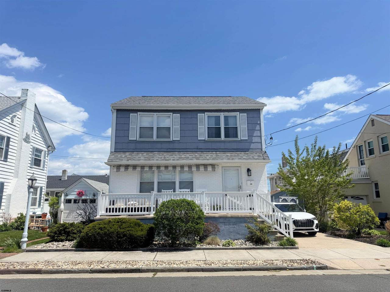 103 Belmont - Photo 1