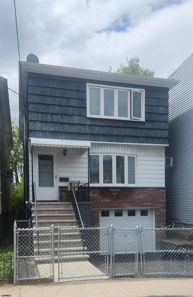 63 Williams - Photo 1