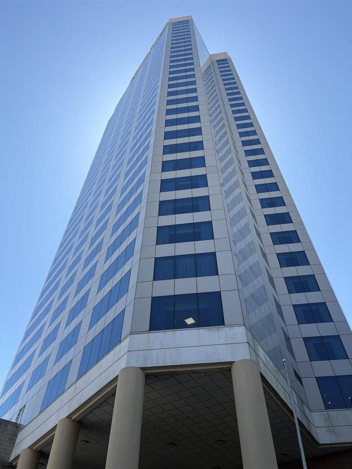 https://bt-photos.global.ssl.fastly.net/sjersey/1280_boomver_1_607772-2.jpg