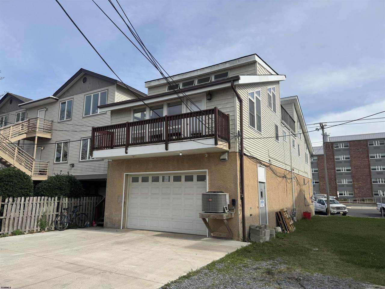 630 West - Photo 1