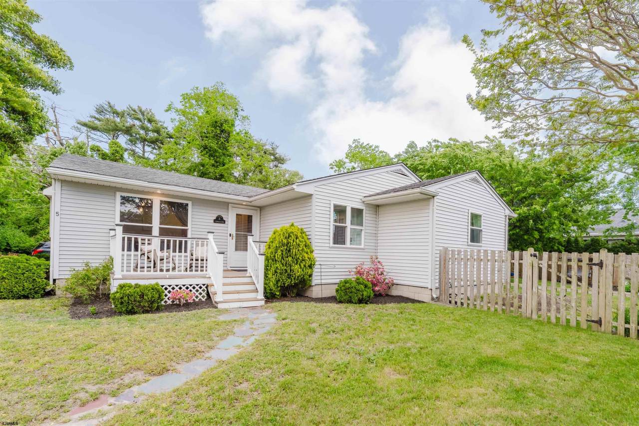 5 Douglass - Photo 1