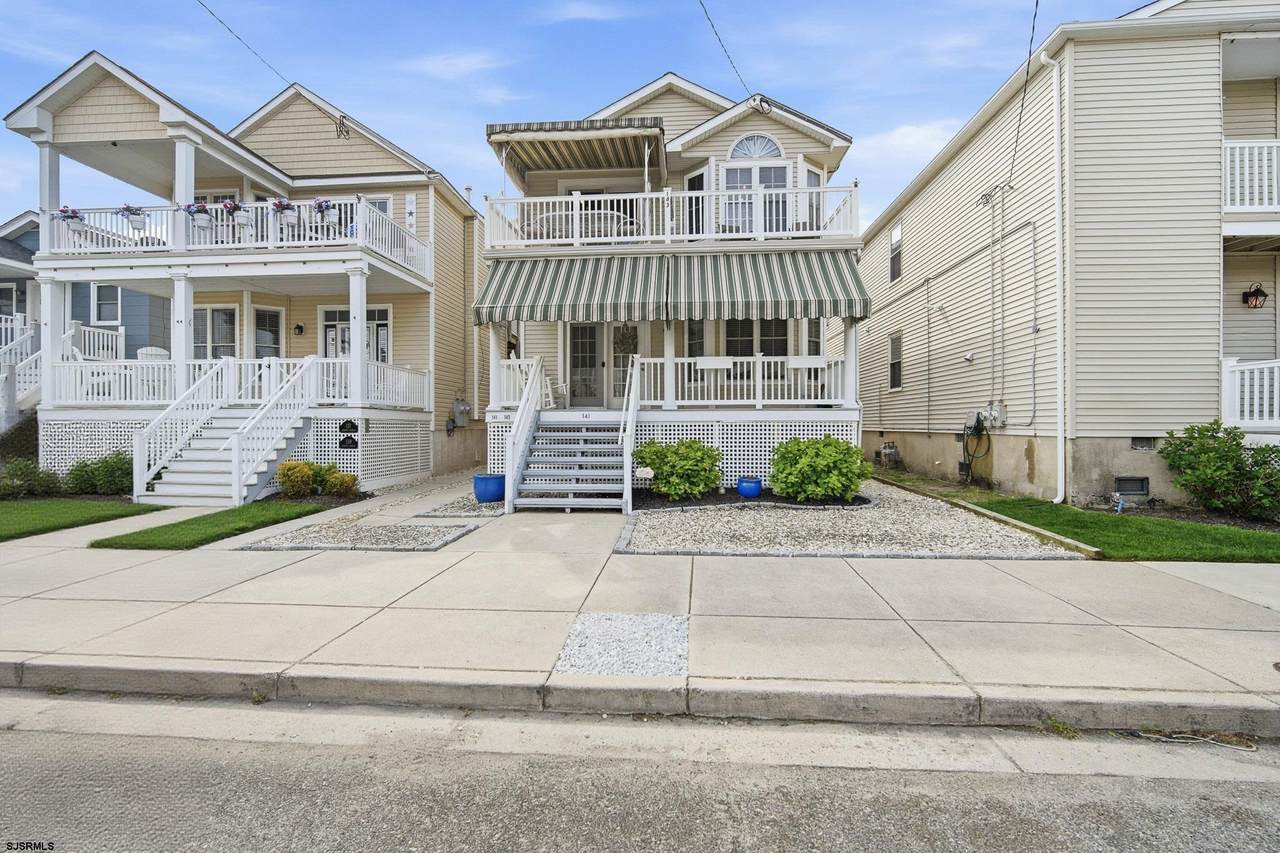 143 Asbury - Photo 1