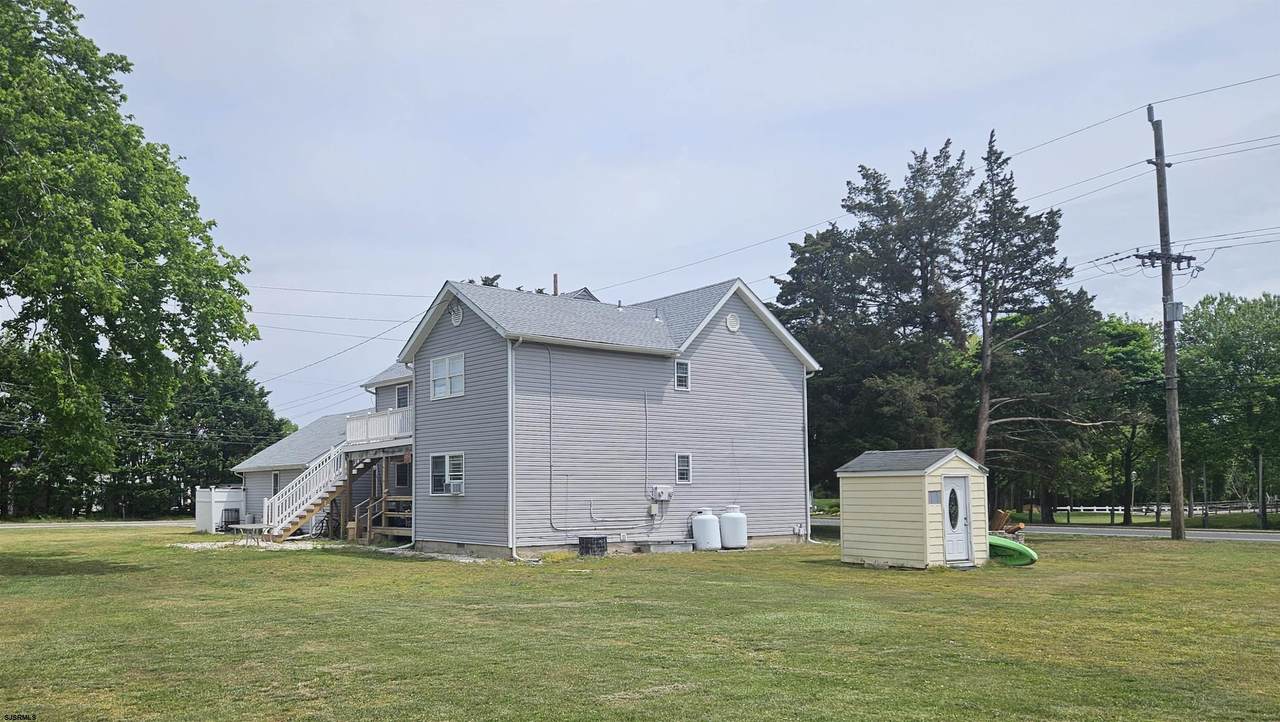 https://bt-photos.global.ssl.fastly.net/sjersey/1280_boomver_1_608174-2.jpg