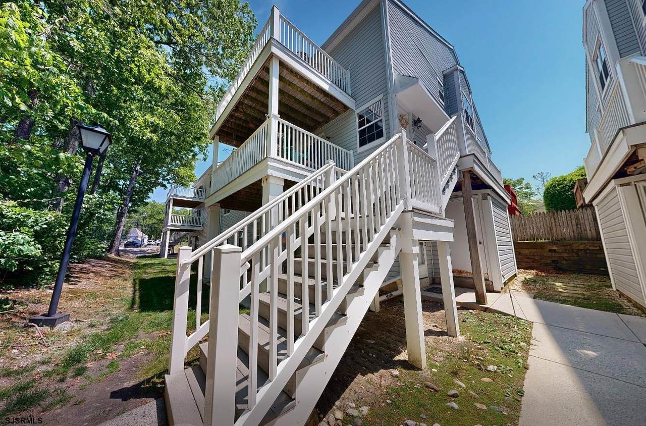 4885 Bayberry - Photo 1