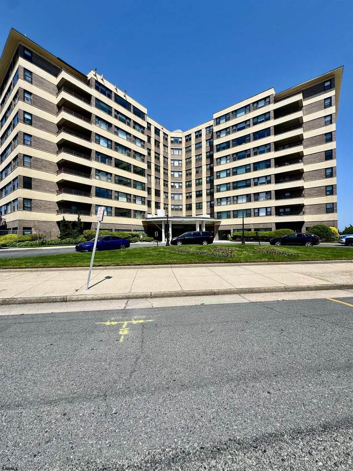 101 Raleigh Ave - Photo 1