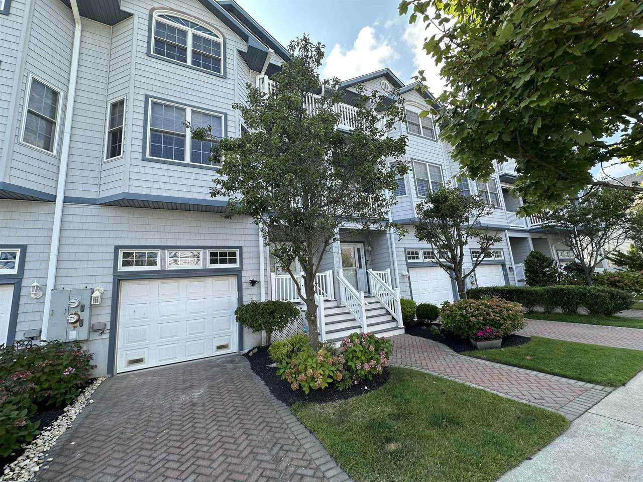32 Coolidge - Photo 1