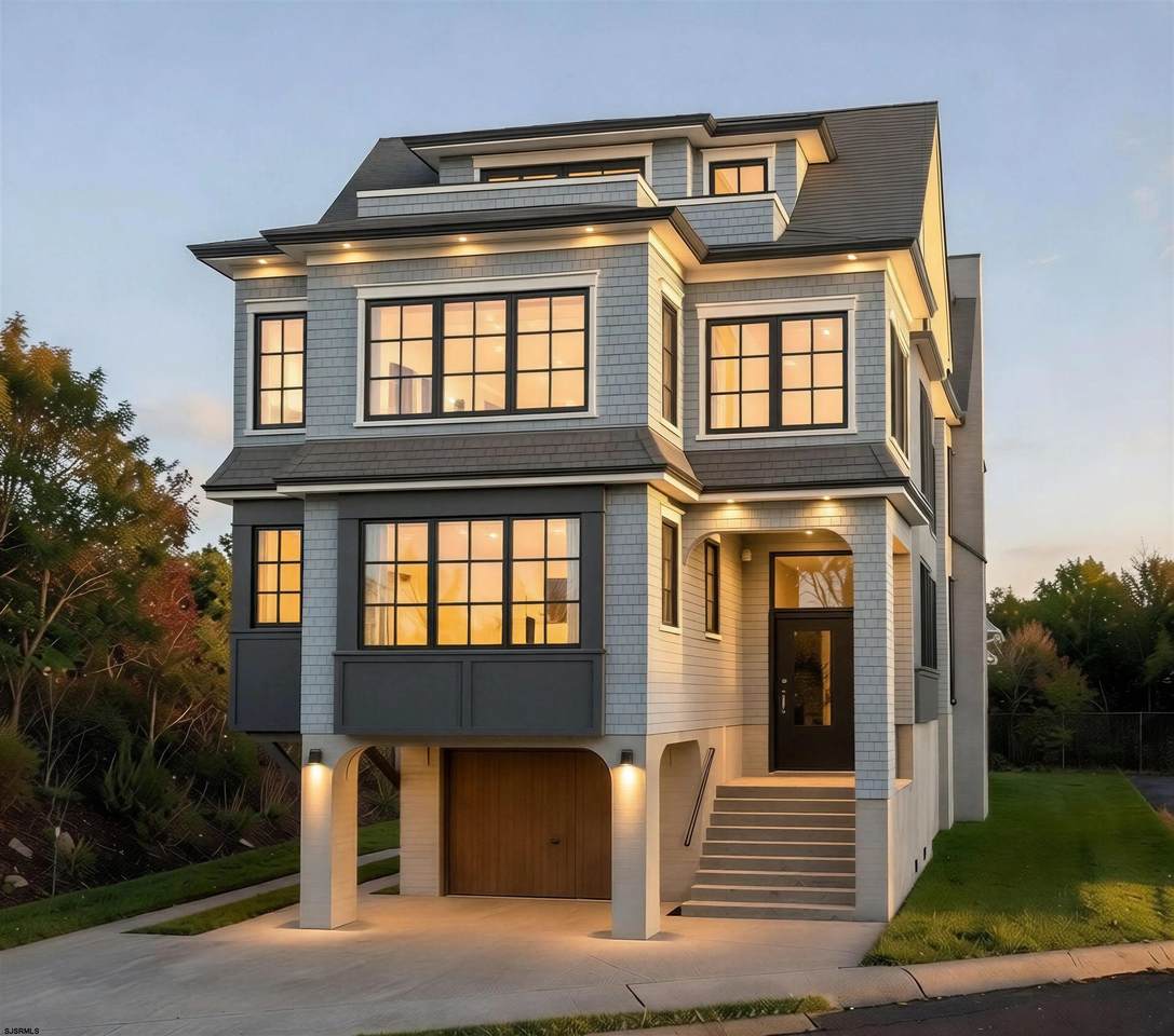 3215 Sunset - Photo 1