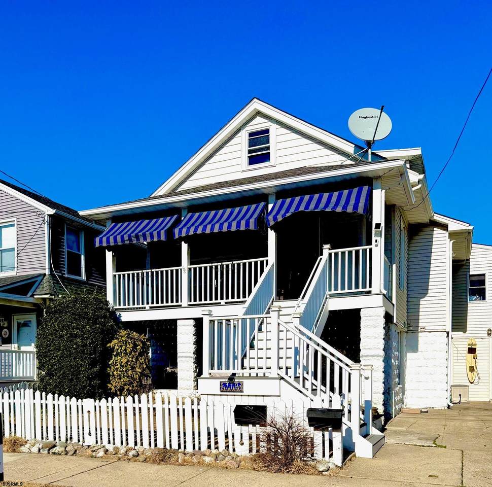 119 Newark Ave - Photo 1