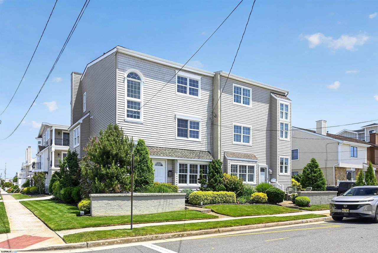 227 35th - Photo 1