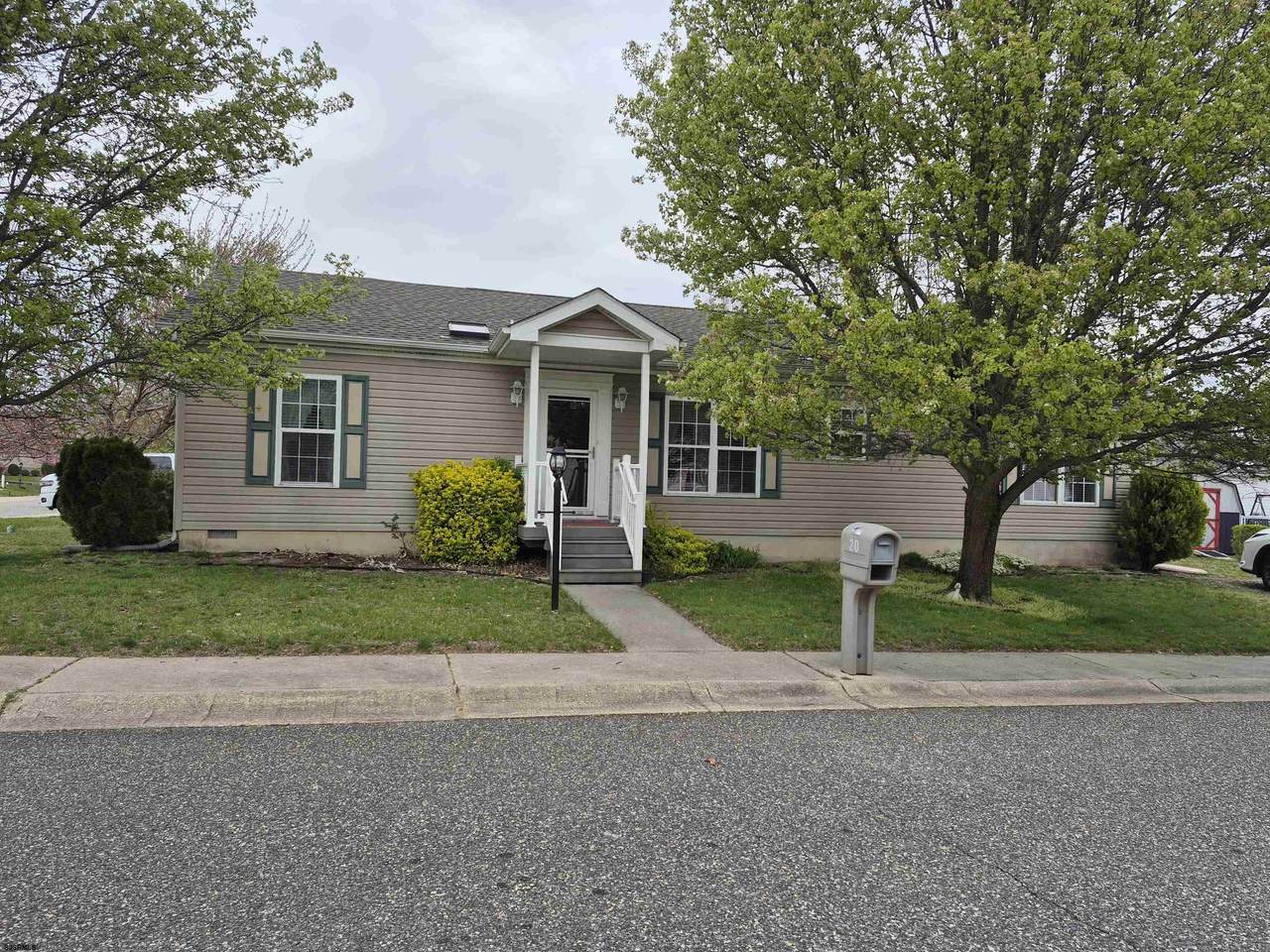 20 Oaks - Photo 1