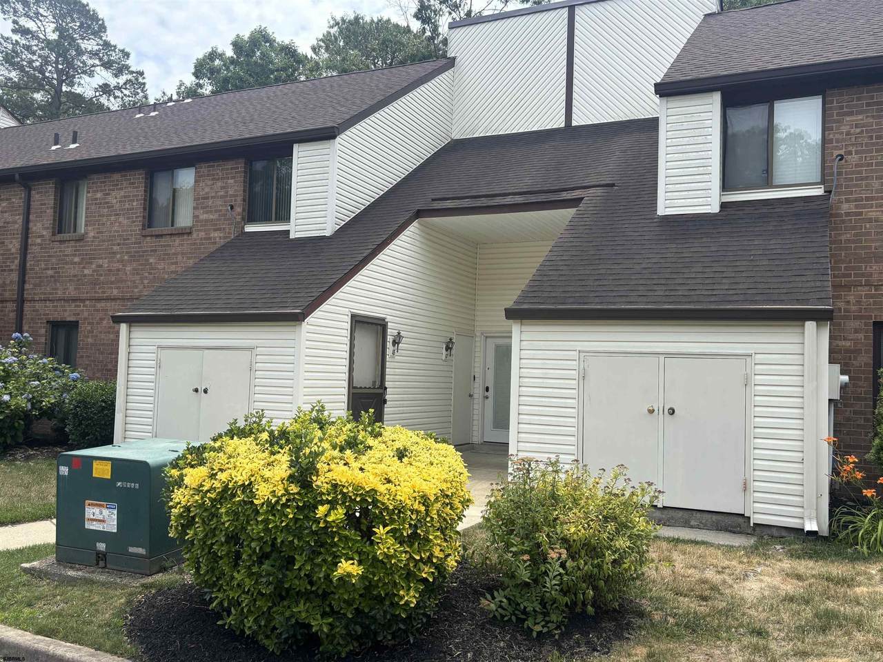 18 Country Magnolia - Photo 1