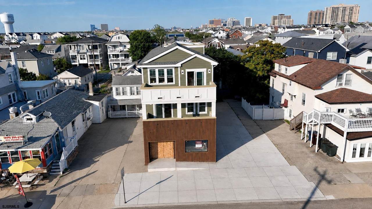 111 Dorset - Photo 1