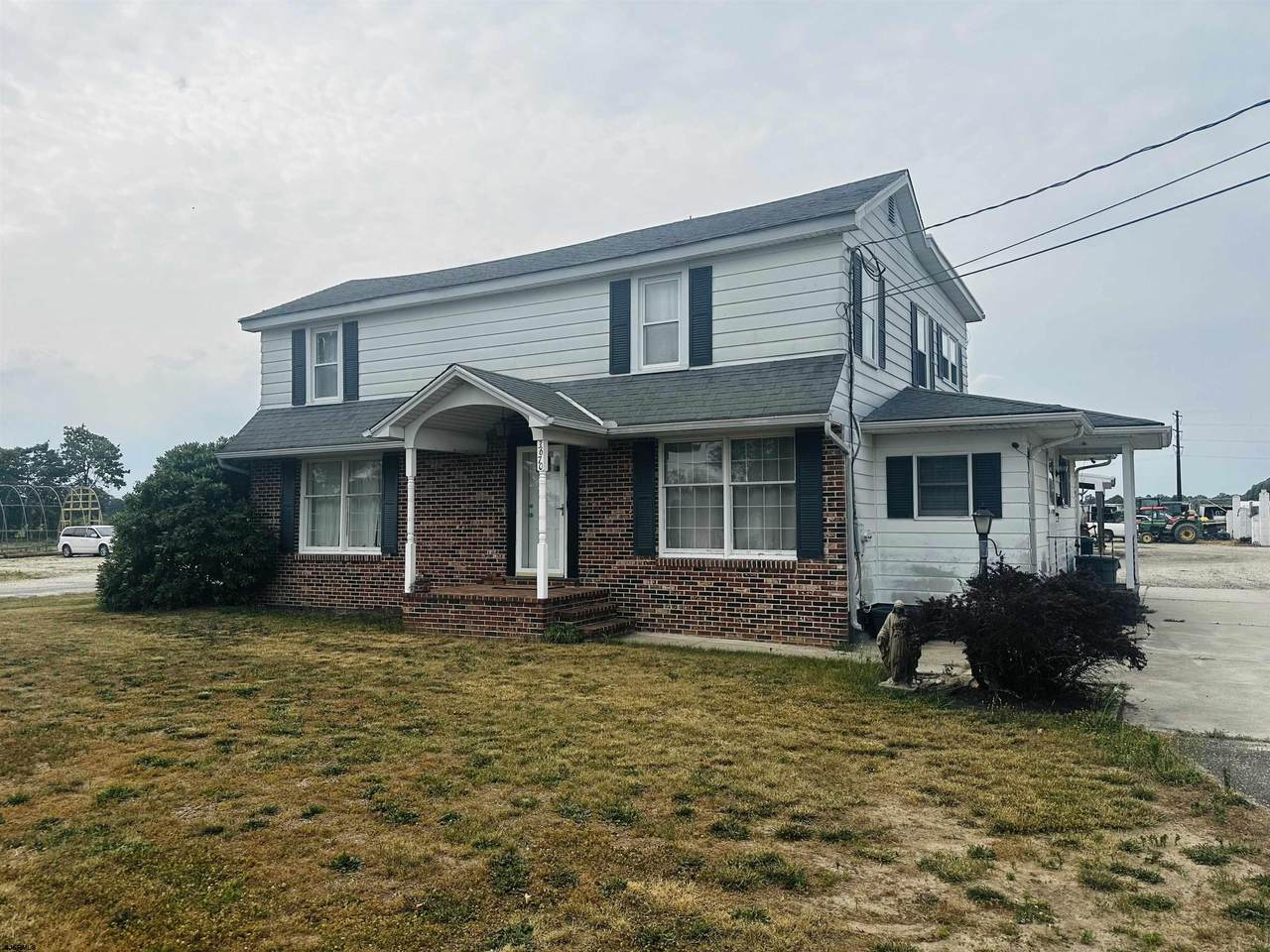 3670 Oak - Photo 1