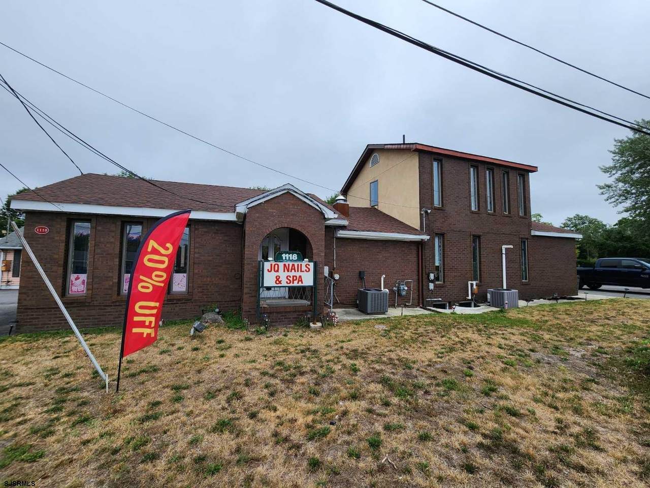 1118 Tilton - Photo 1