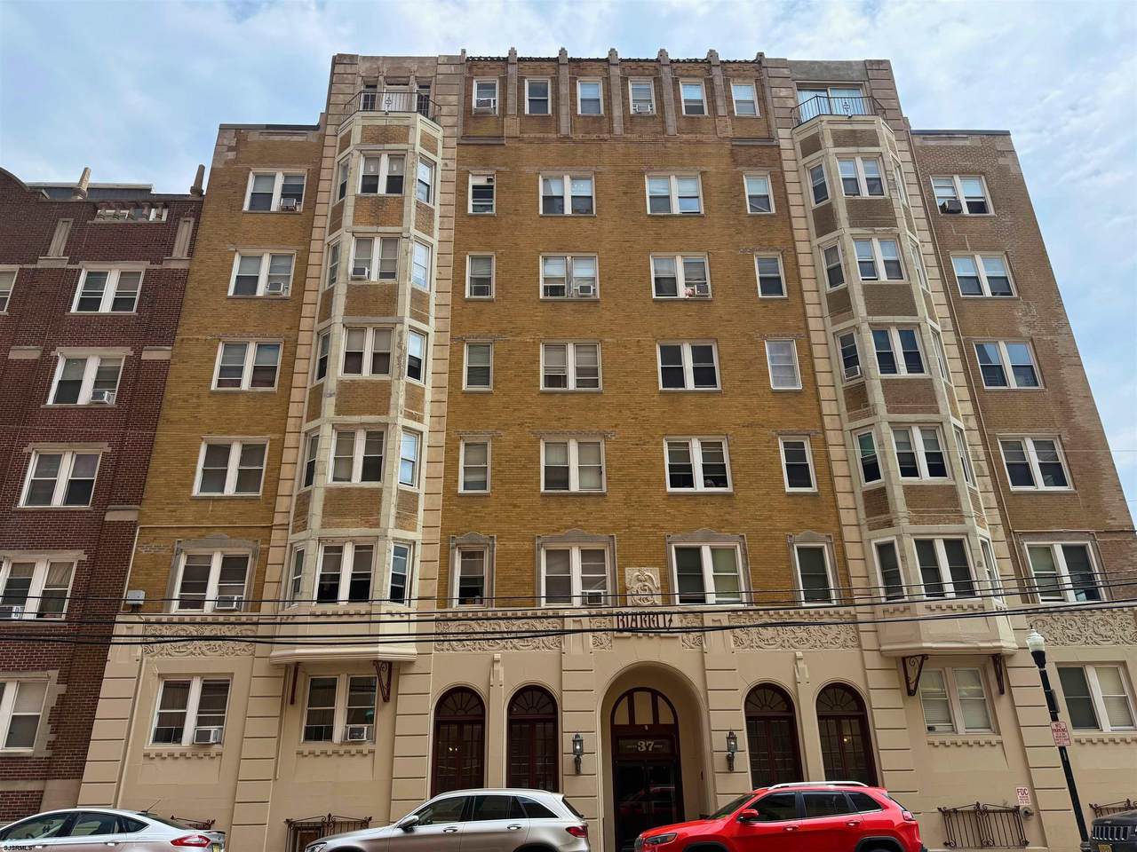 37 Iowa - Photo 1