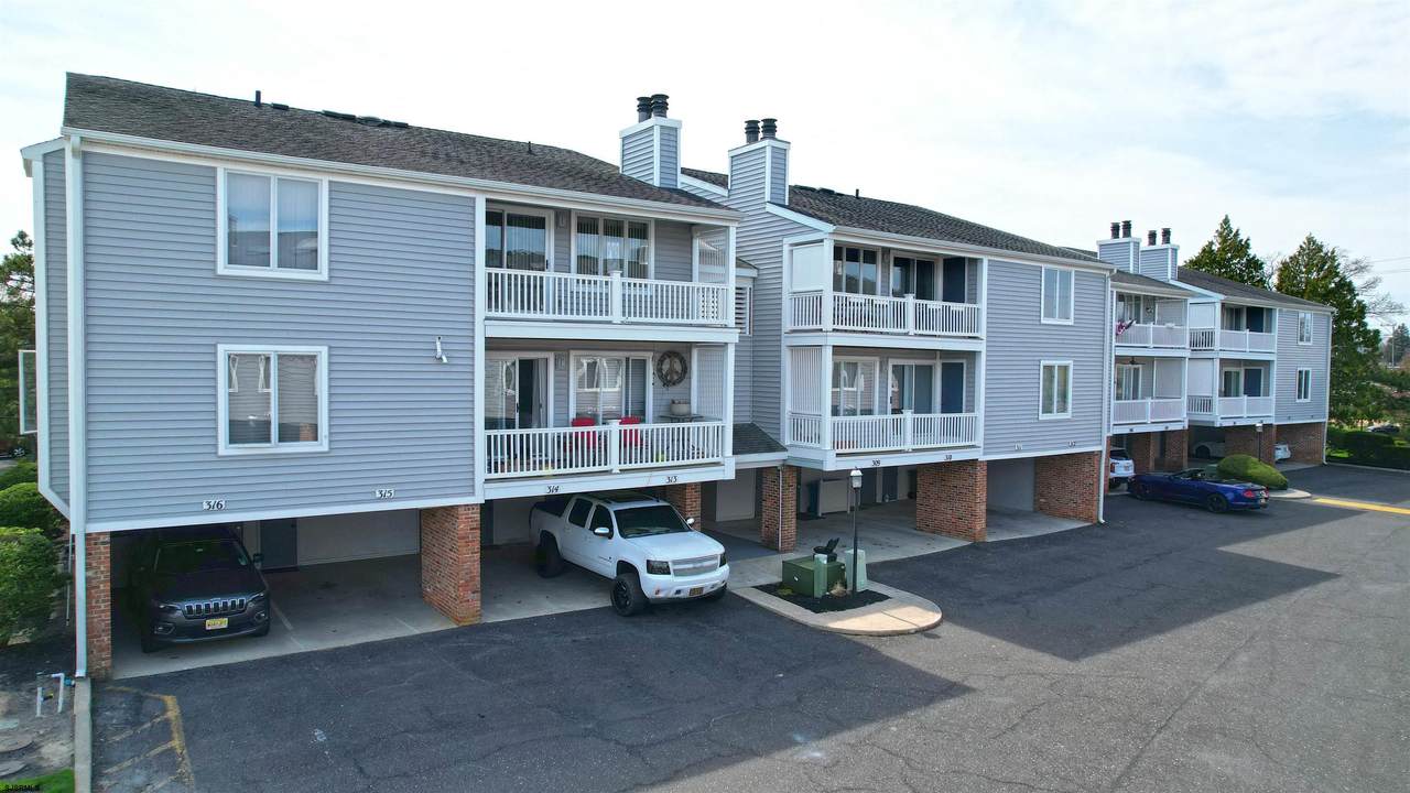 310 Harbour - Photo 1