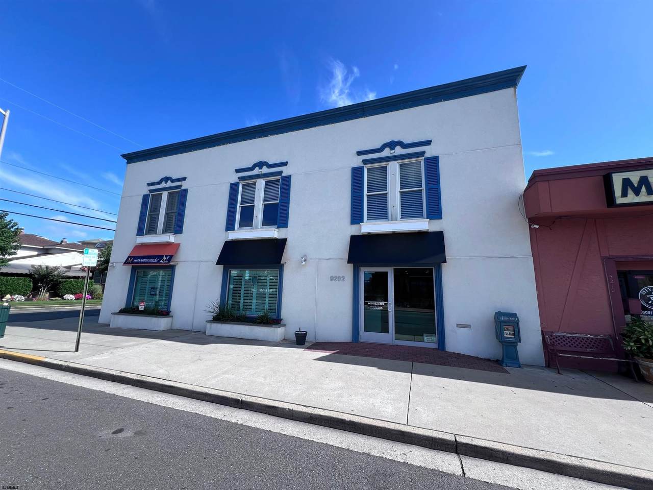 9200-9202 Ventnor - Photo 1
