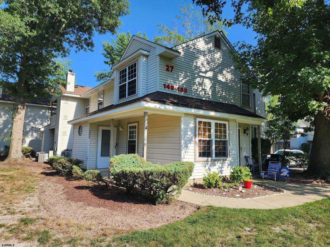 151 Edgewater - Photo 1