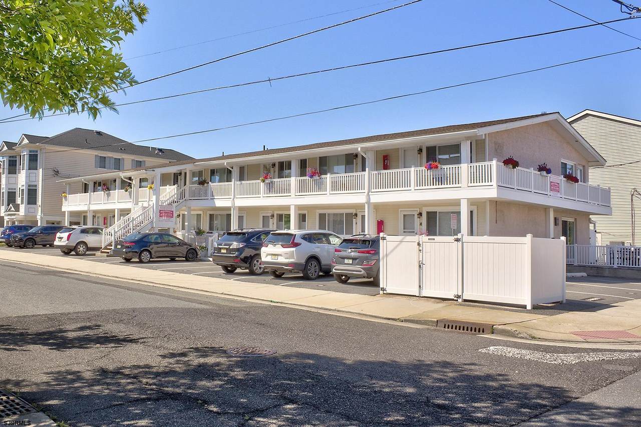 130 Adams - Photo 1