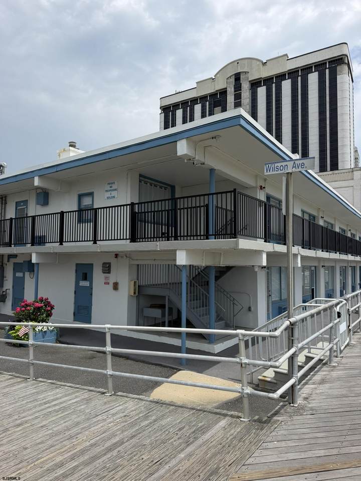 3501 Boardwalk C211 - Photo 1