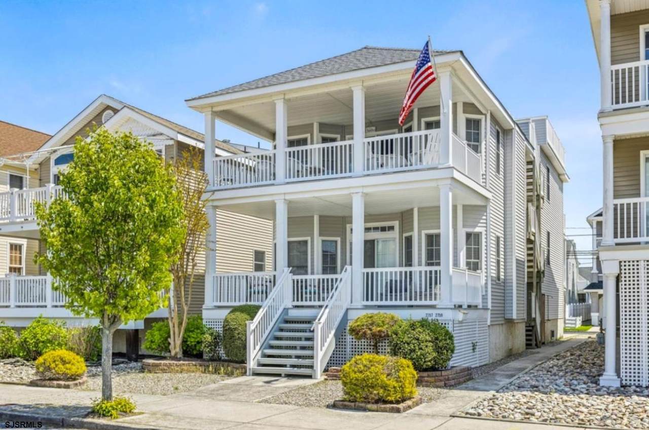 2757 Asbury - Photo 1