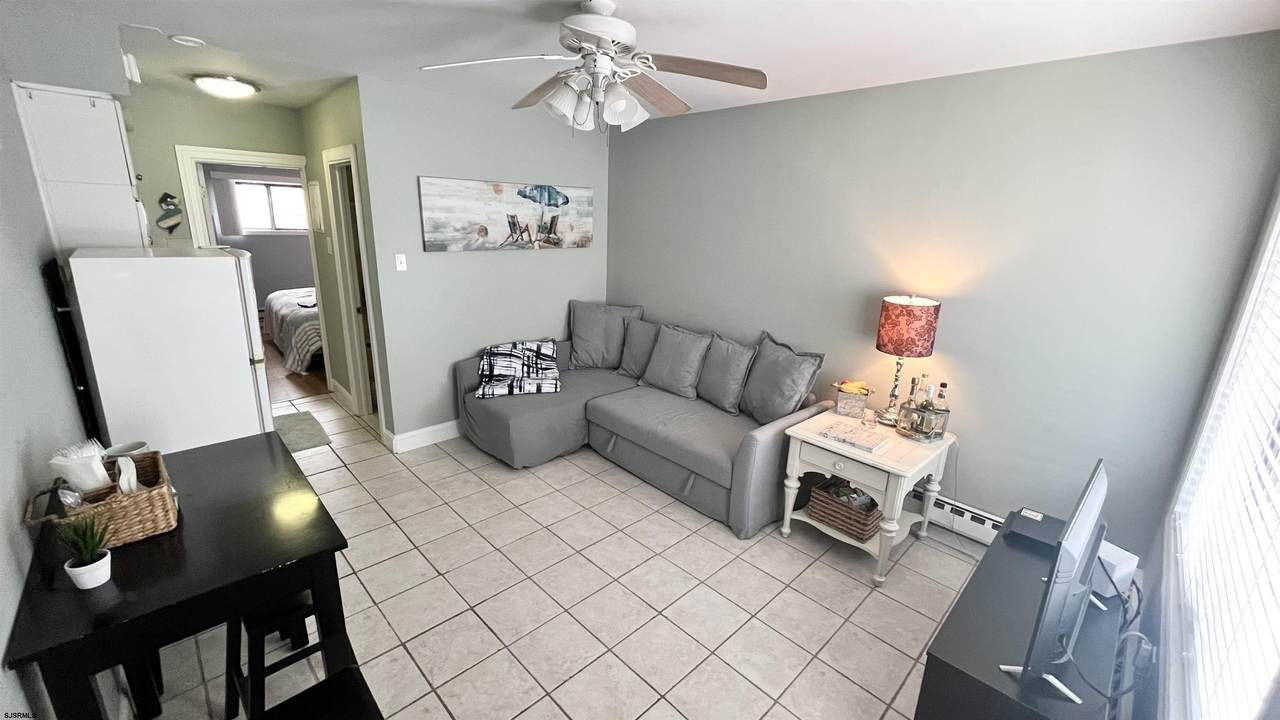 9401 Pacific Av Pacific - Photo 1