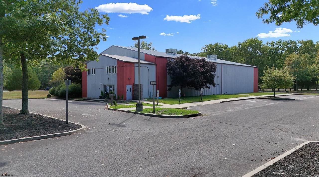 5101 Oakwood - Photo 1