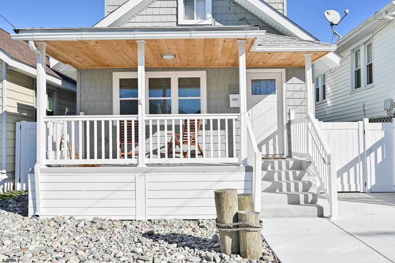 203 Somerset - Photo 1