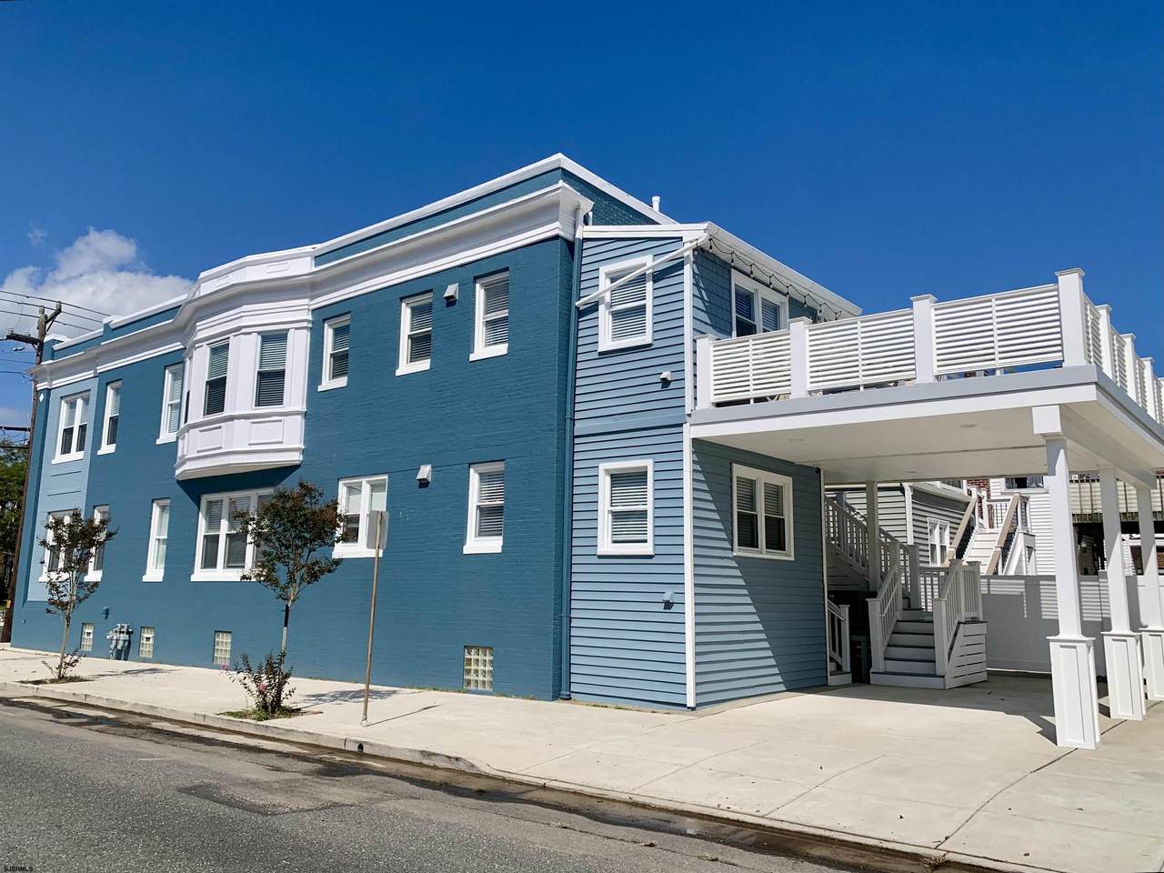6624 Ventnor Ave - Photo 1