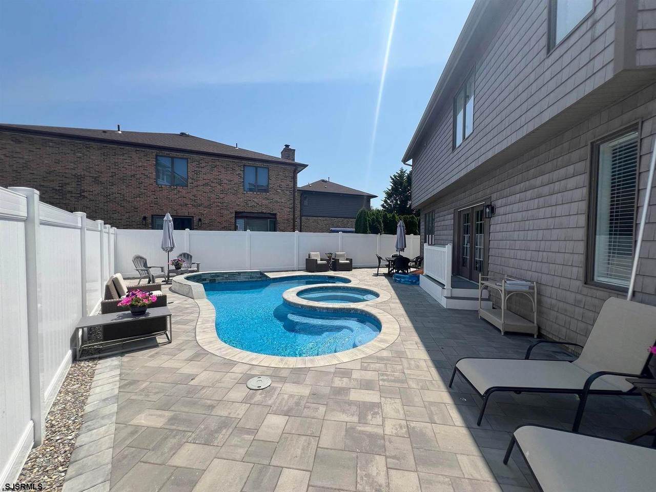 6 Brunswick - Photo 1