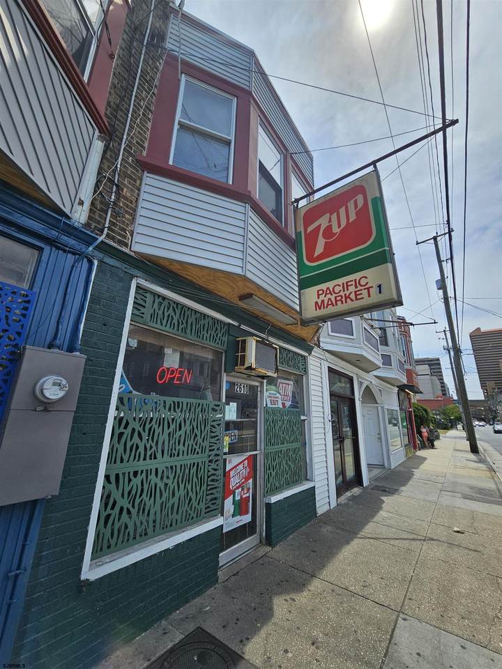 2610 Pacific - Photo 1