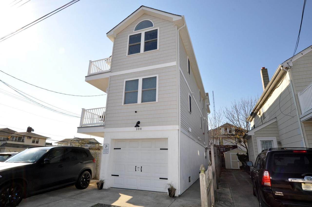 104 Dudley Ave - Photo 1