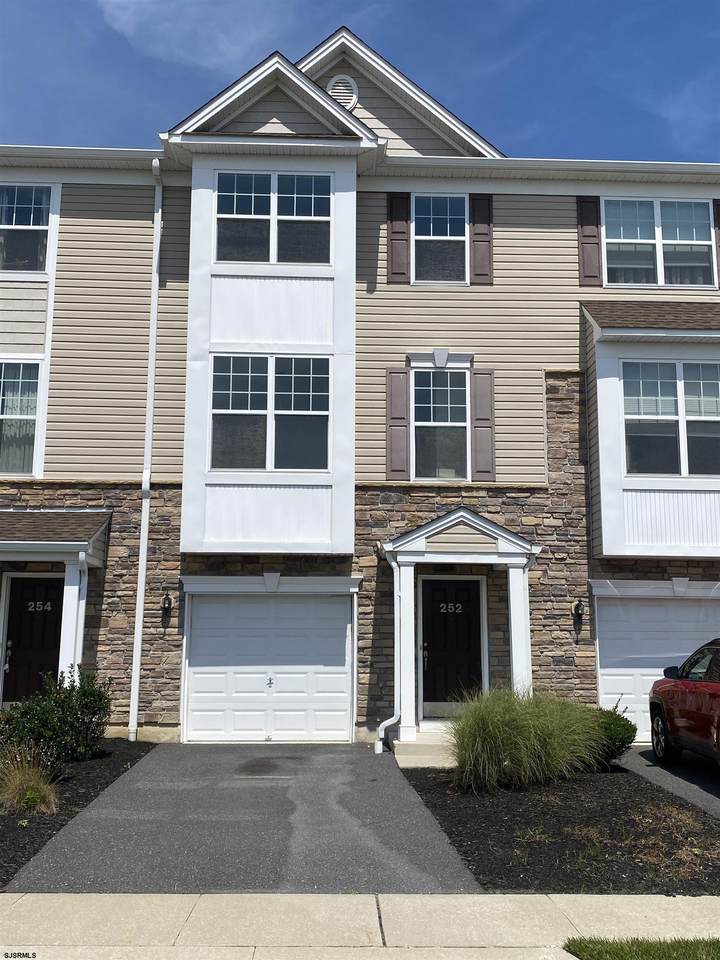 252 Mallard Lane - Photo 1