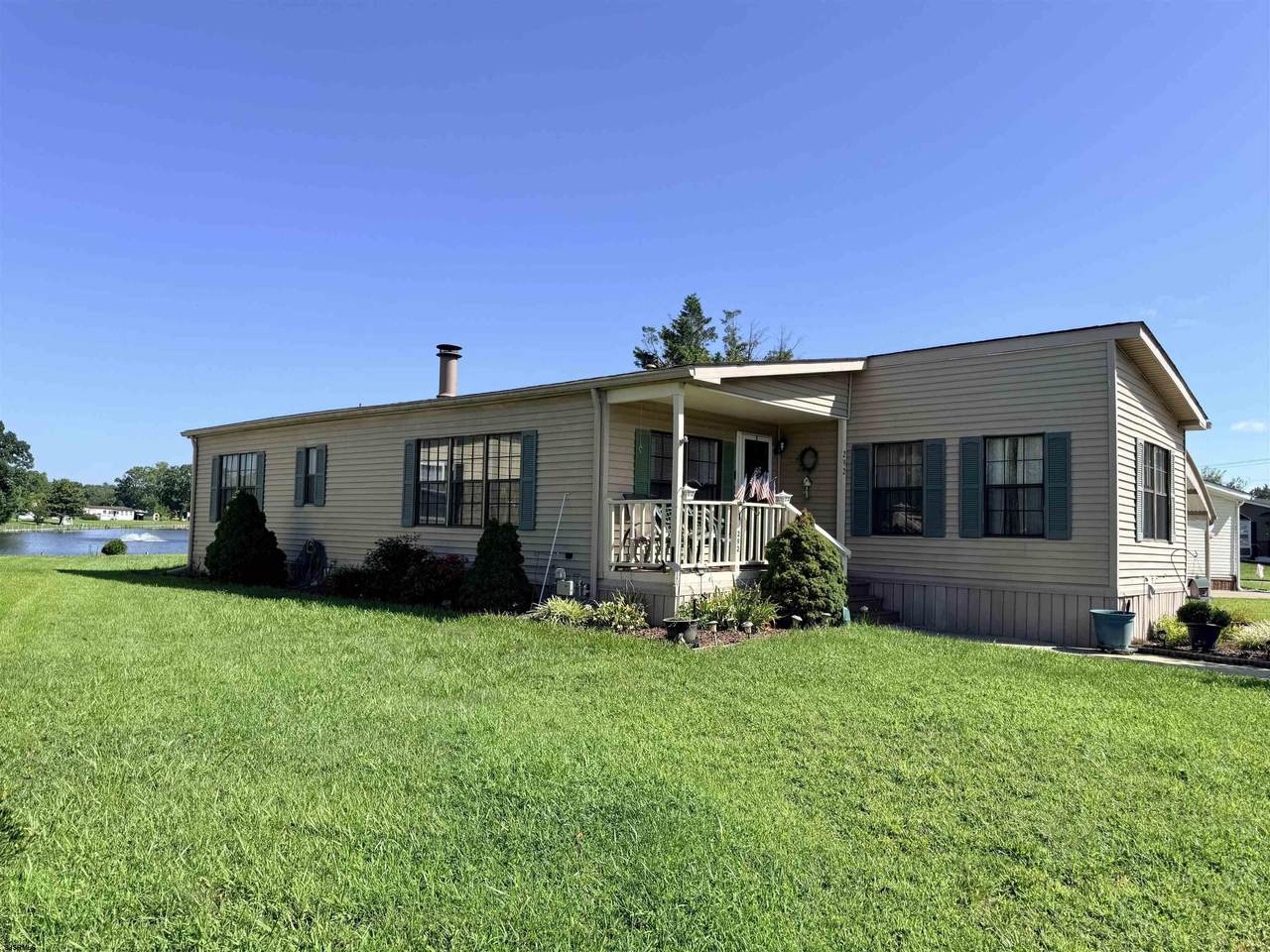 292 Mayflower - Photo 1