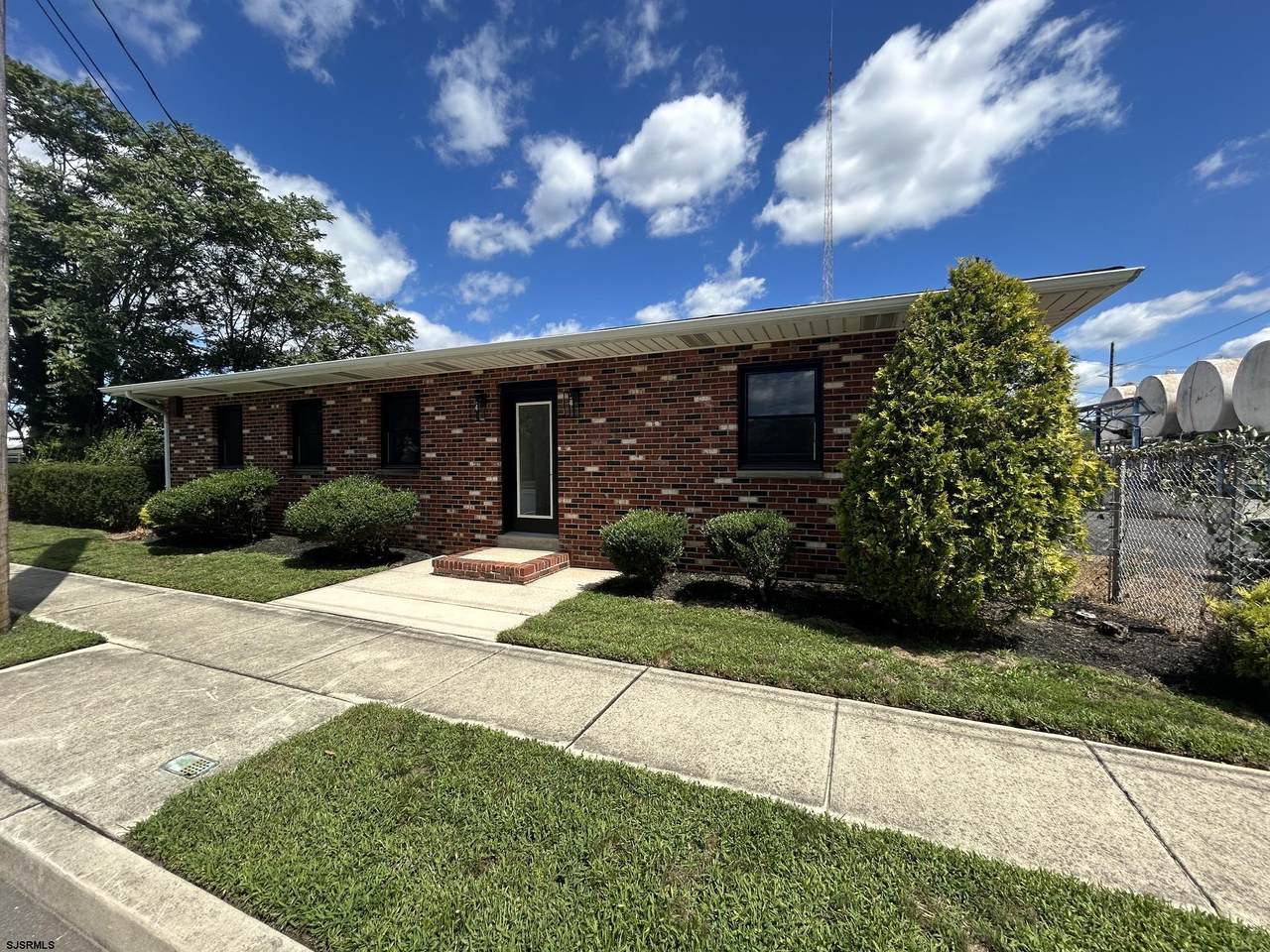 95 Lincoln - Photo 1