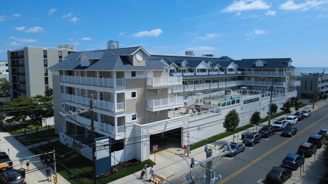 719 10th - Photo 1