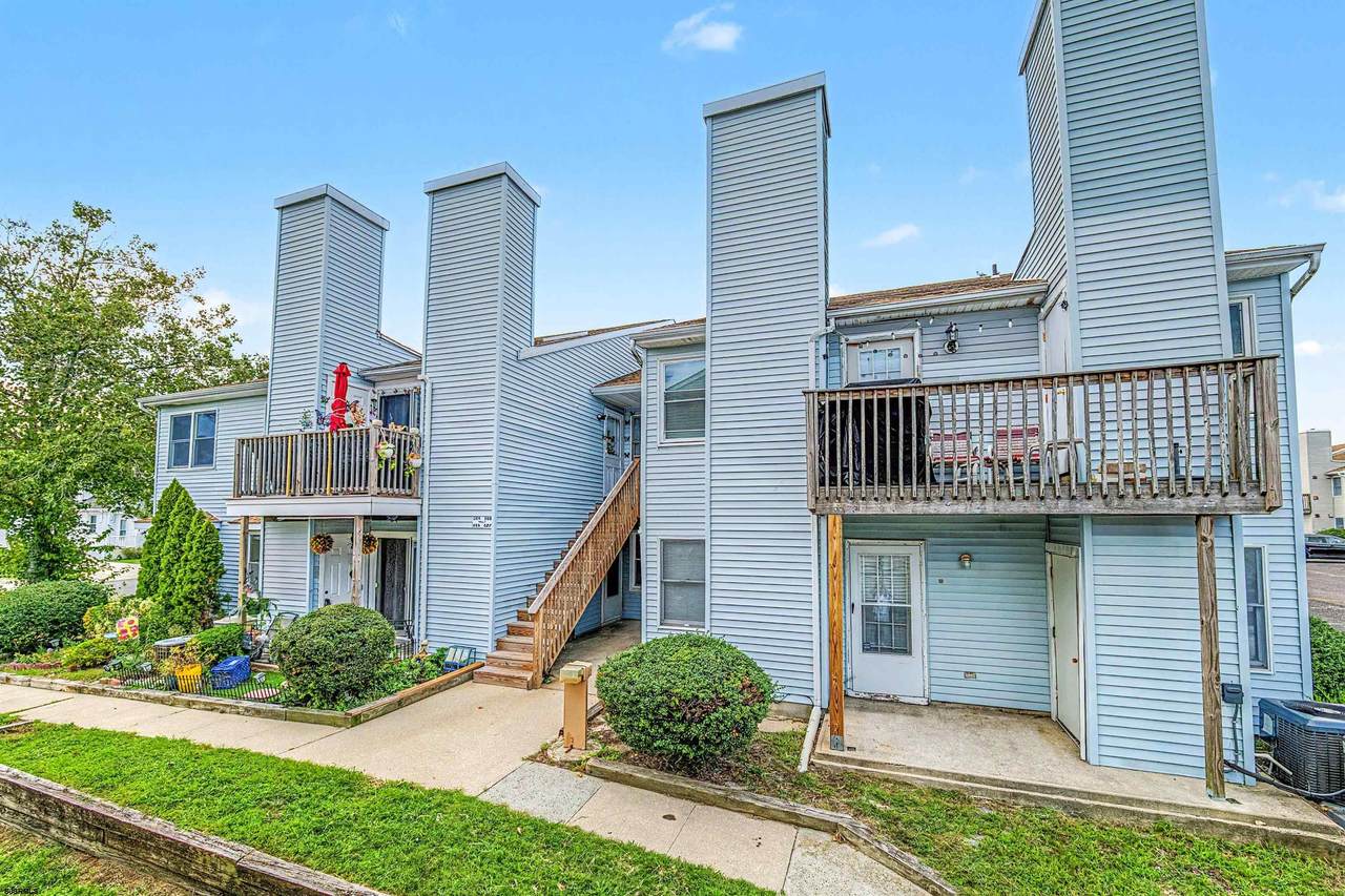 700 Franklin - Photo 1