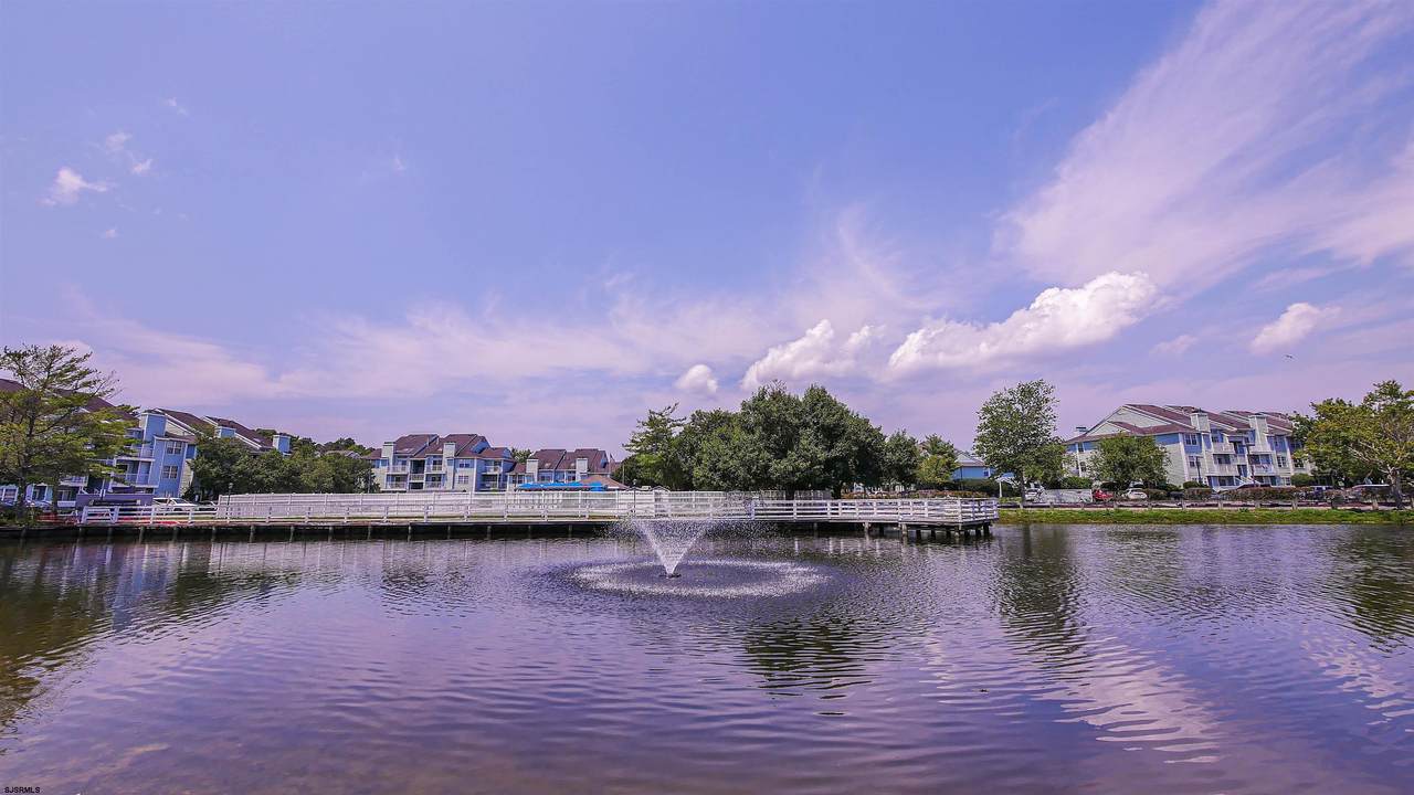 https://bt-photos.global.ssl.fastly.net/sjersey/1280_boomver_1_611844-2.jpg