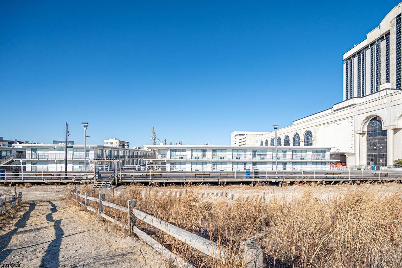 3501 Boardwalk - Photo 1