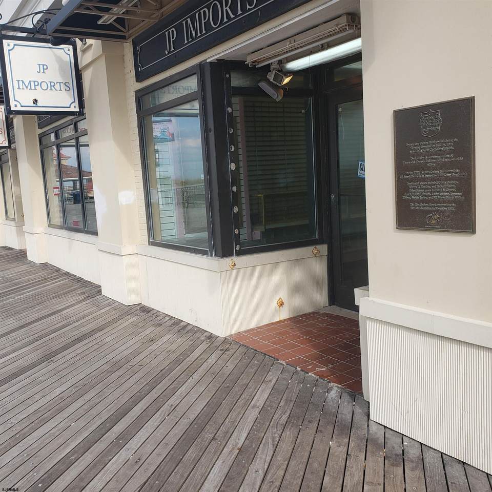 2721 Boardwalk # 102A - Photo 1