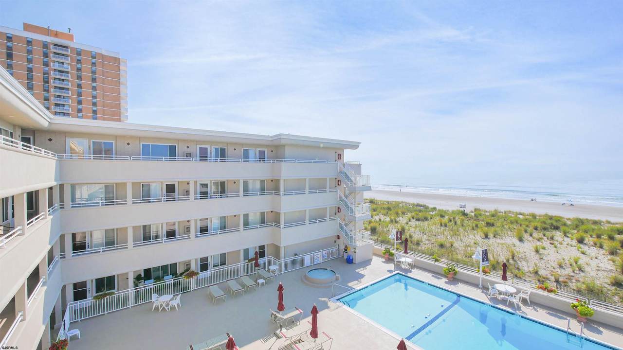 5300 Boardwalk - Photo 1